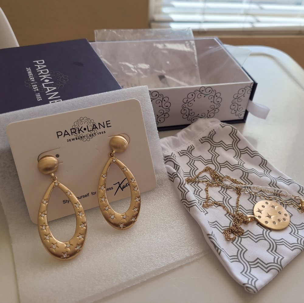 Park Lane Jewelry Earings and Necklace Set